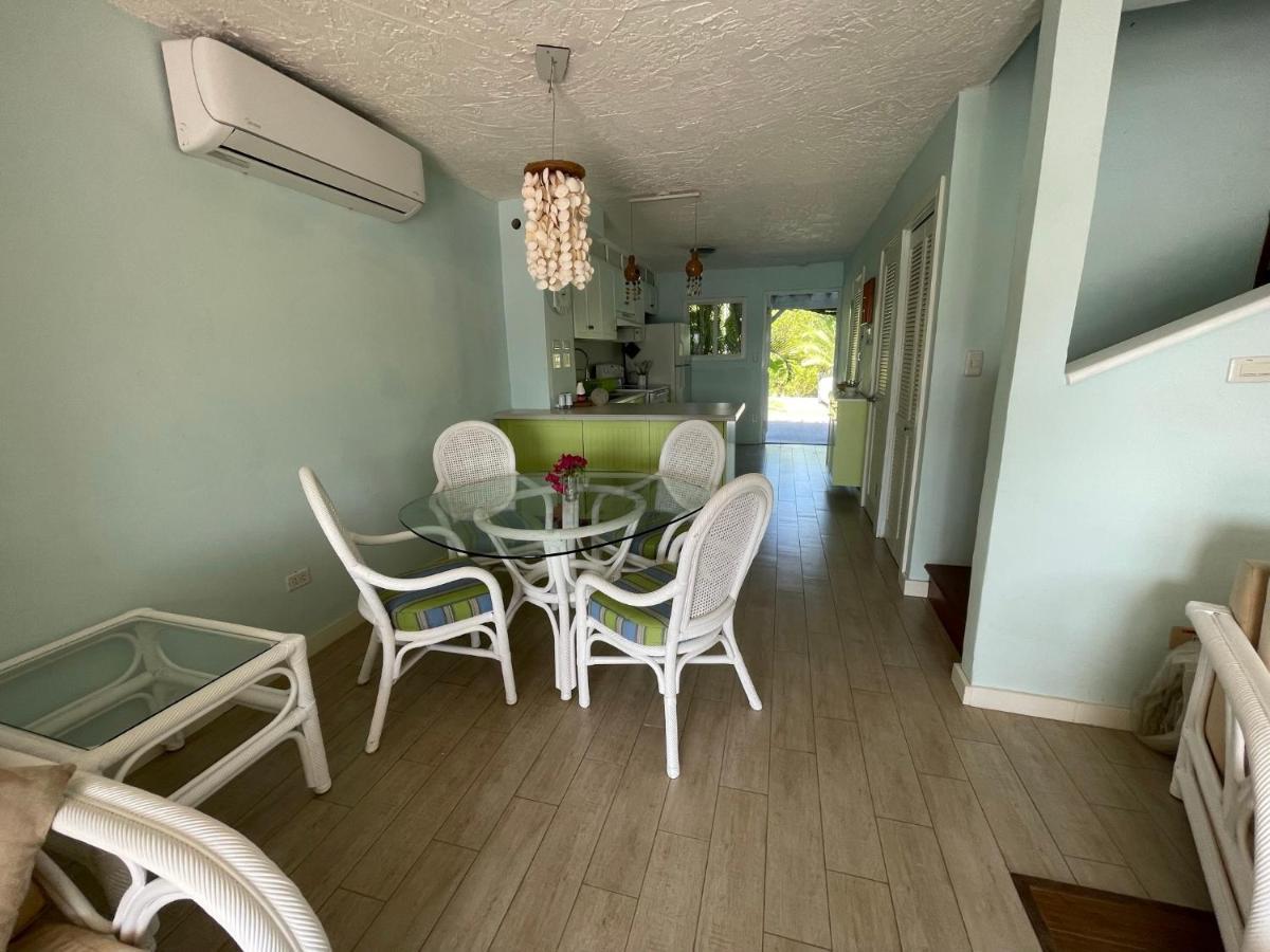 Sunny Villa In The Marina - Excellent Water Views Jolly Harbour エクステリア 写真