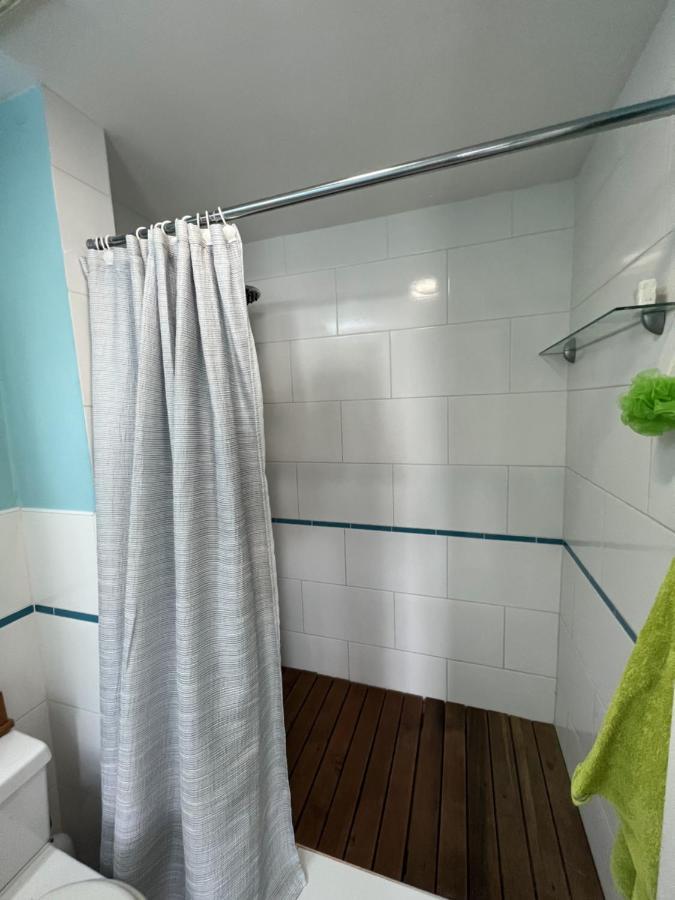 Sunny Villa In The Marina - Excellent Water Views Jolly Harbour エクステリア 写真