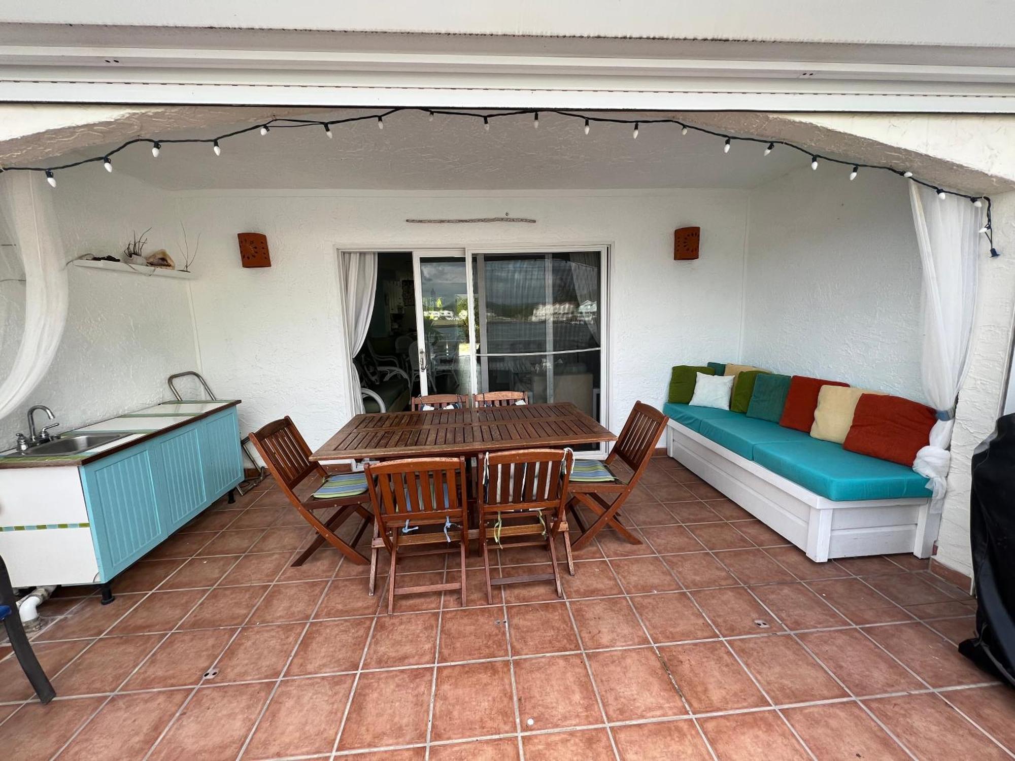 Sunny Villa In The Marina - Excellent Water Views Jolly Harbour エクステリア 写真